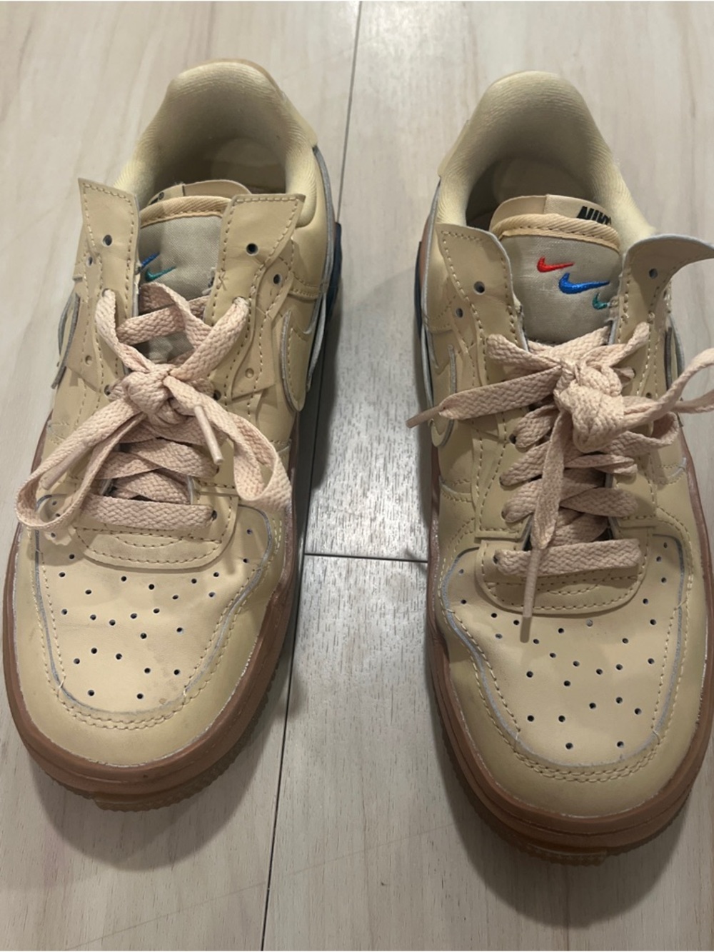 Nike Low-Top Sneaker in Cream with Gum Sole